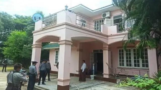 ချိပ်ပိတ်ခံရတဲ့ ဦးကျော်သူရ နေအိမ်
