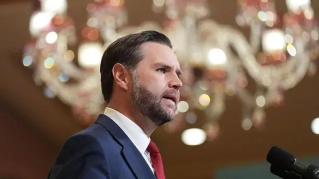 அமெரிக்க துணை அதிபர் ஜேடி வான்ஸ் 