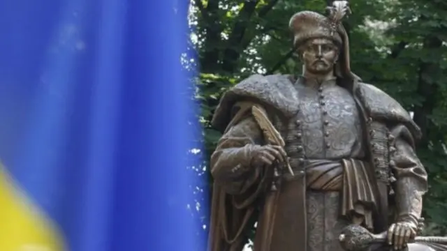 Пам'ятник Пилипу Орлику, автору першої української Конституції, у Києві 