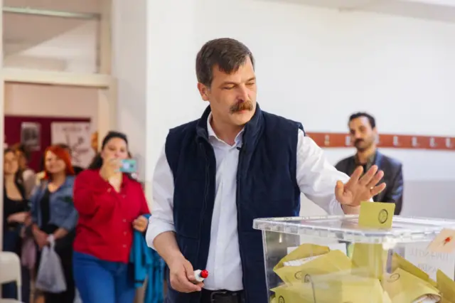 Erkan Baş