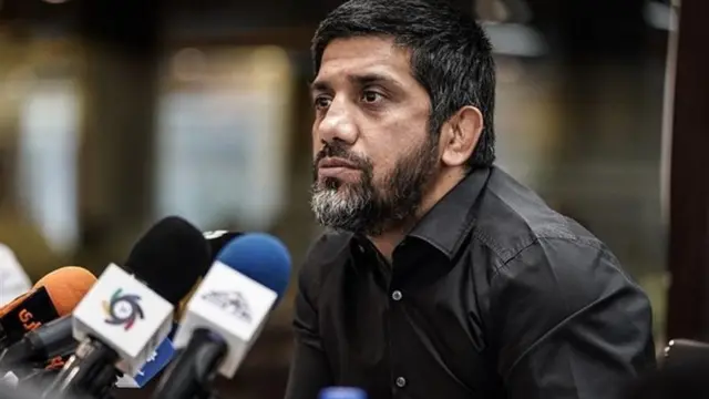 علیرضا دبیر
