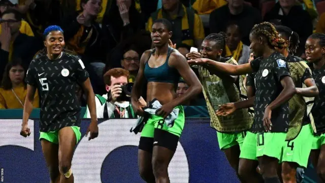 ኣሲሳት ማልያኣ ቀዲዳ ምጽንባላ ንገለ ሰባት ኣይሐጎሰን