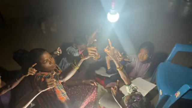 బూరుగు గ్రామం 