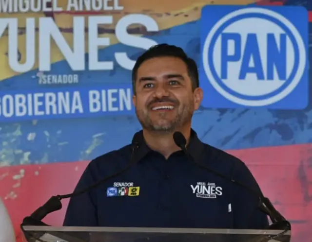 Yunes Márquez en campaña