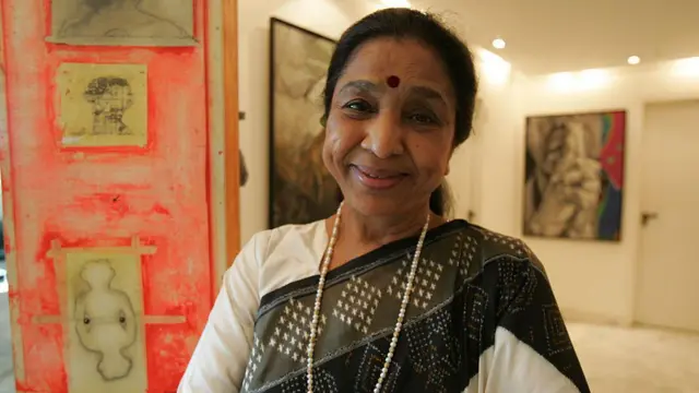 आशा भोसले