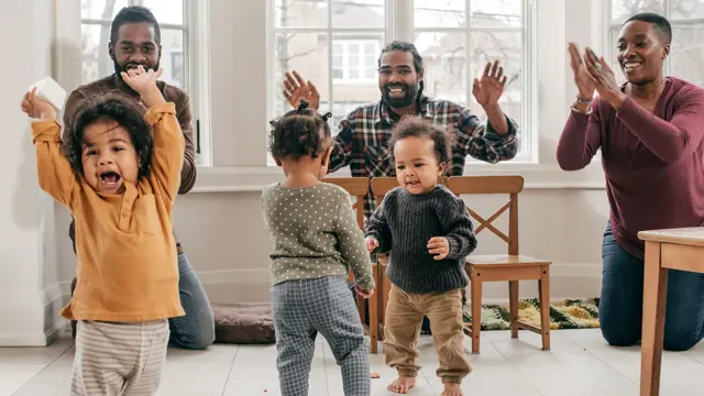 Ụmụaka na-enwe obi aṅụrị