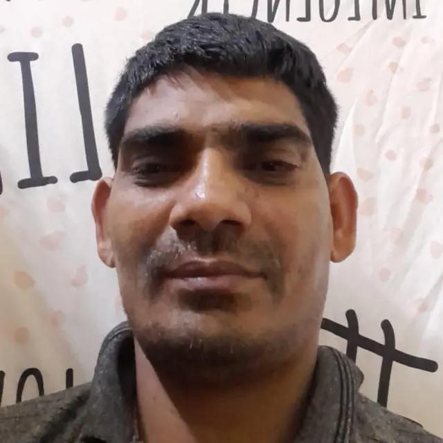 કપડવંજના મહંમદઅલી ચોકમાં રહેતો ભઠિયારા પરિવાર ઘણી પેઢીથી રસોઈ બનાવવાનું કામ કરે છે.