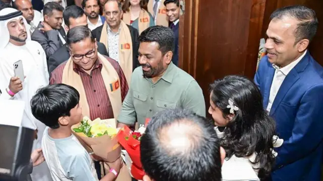 ඩුබායි හි වෙසෙන ශ්‍රී ලාංකික ප්‍රජාව සමග පැවති හමුවේදී 