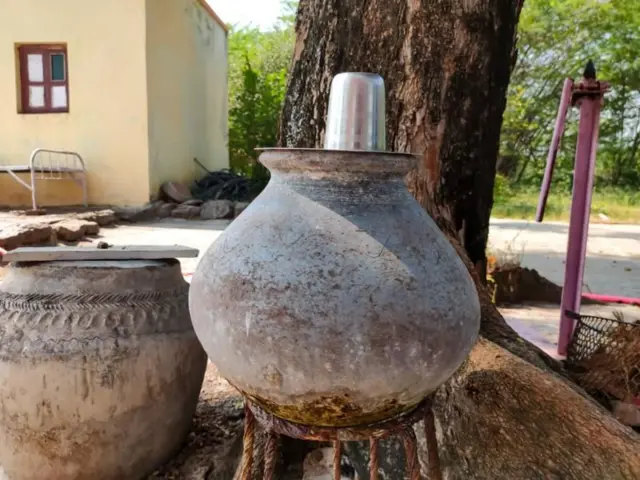 కుండలో మంచి నీరు 