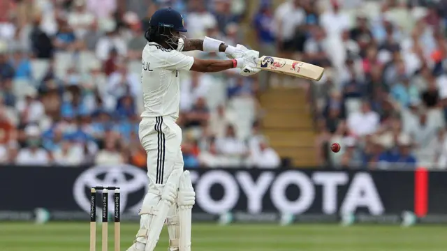 केएल राहुल की तस्वीर