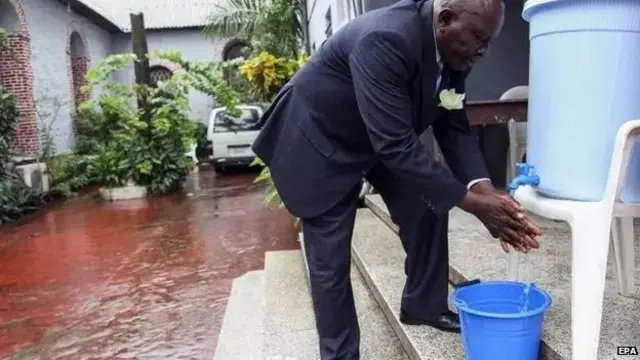 Gukaraba intoki no kunoza isuku ni bumwe mu buryo bwiza bwo kurwanya icyorezo