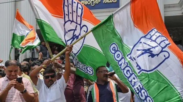 कर्नाटकात काँग्रेसच्या विजयाचा जल्लोष