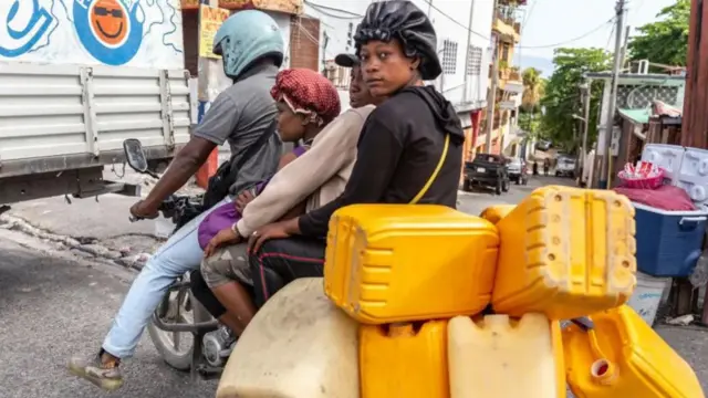 हैती में संघर्ष की वजह से लोगों को ज़रूरी वस्तुओं की कमी का भी सामना करना पड़ा है. सांकेतिक तस्वीर