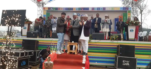 उपप्रधानमन्त्री तथा अर्थमन्त्री विष्णु पौडेल, संस्कृति, पर्यटन तथा नागरिक उड्डयनमन्त्री बद्रीप्रसाद पाण्डेलगायत