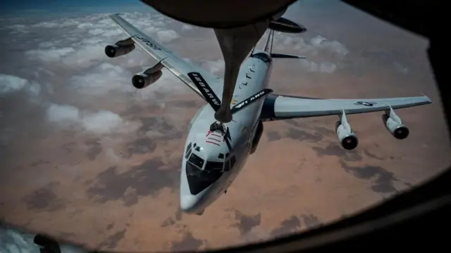 अमेरिकी इन्धन भर्ने विमान