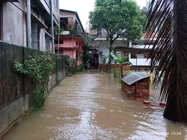 असम बाढ़