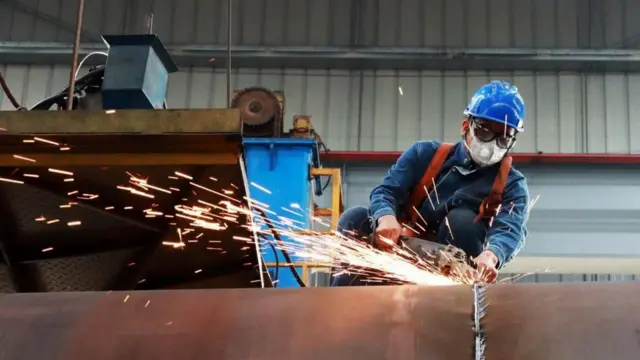 బాలికల విద్య, క్యాన్సర్ పరిశోధనలు, సోలార్ పవర్, పేదరికం, కొత్త ఏడాదిపై ఆశలు