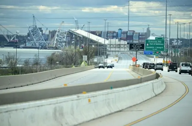 તૂટેલો ફ્રાંસિસ સ્કૉટ પુલ