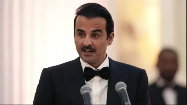 
Tamim bin Hamad Al Thani, Amiirka Qatar, waa xubin ka tirsan qoyska boqortooyada ee awoodda badan.