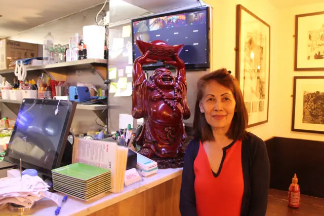 Bà Nguyễn Thị Tú Anh tại nhà hàng Viet ở Soho, London, thường gọi là Viet Soho