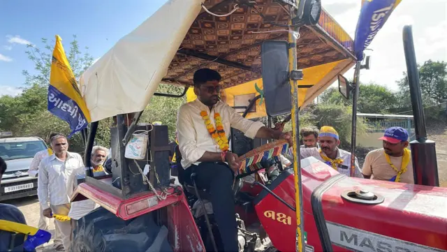 બીબીસી ગુજરાતી ભાજપ કૉંગ્રેસ આપ વીસાવદર પેટાચૂંટણી વિધાનસભા કેશુભાઈ પટેલ