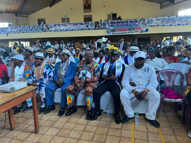 Le RDPC en meeting au palais des congrès de Bamenda
