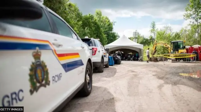 अप्रवासी