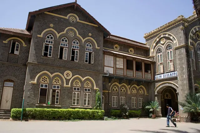 पुण्यातील फर्ग्युसन कॉलेज