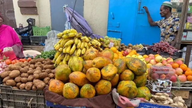 ኣብ ጐደናታት ጅቡቲ ዝሽየጥ ጫት፡ ፍረታትን ካልእን ናይ ኢትዮጵያ 