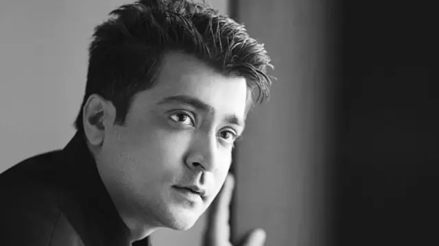 அபினய், நடிகர், துள்ளுவதோ இளமை