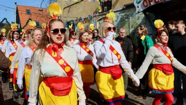 Festejos de los residentes el sábado pasado.