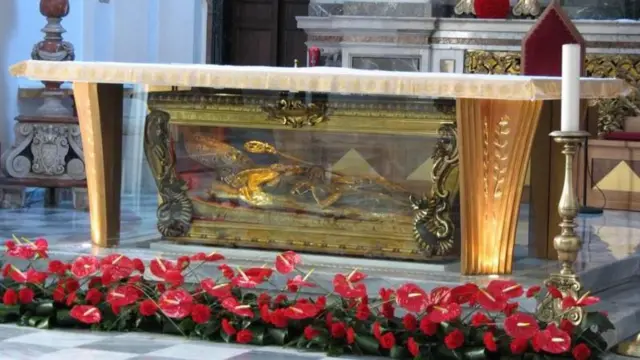 Las reliquias atribuidas a San Valentín descansan en la Basílica que lleva su nombre, en Terni.
