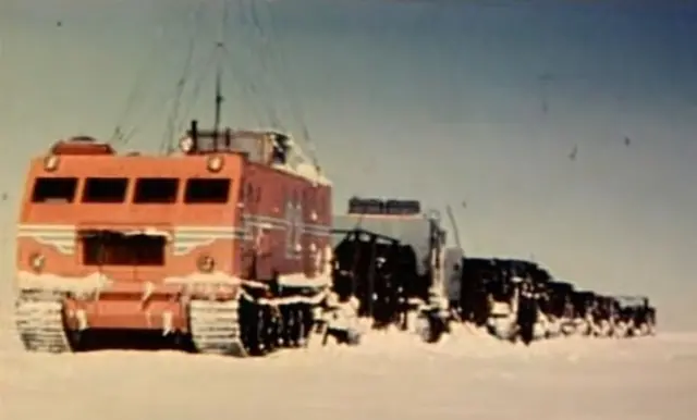 Антарктичний всюдихід "Харьковчанка", кадр з фільму "Сімдесят два градуси нижче нуля"