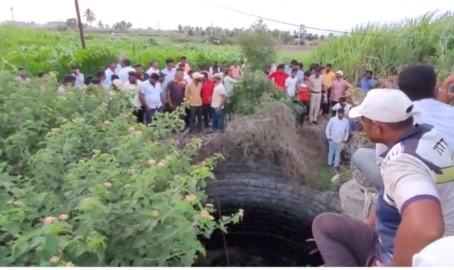 दिवेकर कुटुंब