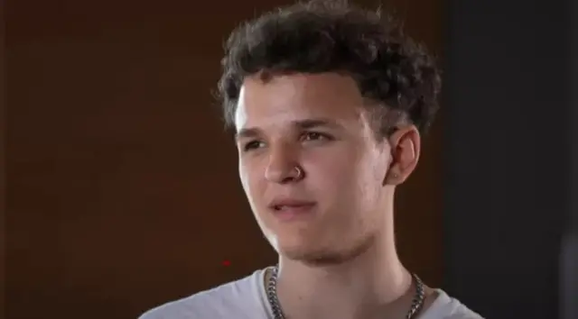 سارہ سینڈزکا بیٹا