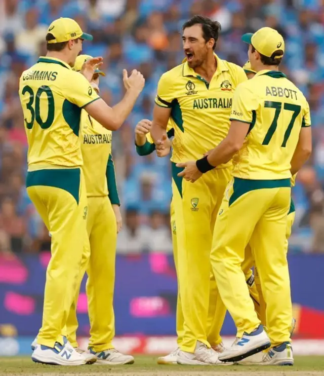 ऑस्ट्रेलिया 