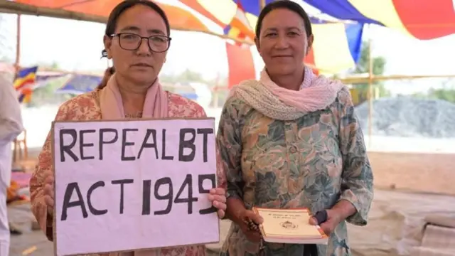 புத்தகயா கோவில், இந்து - பௌத்தர்