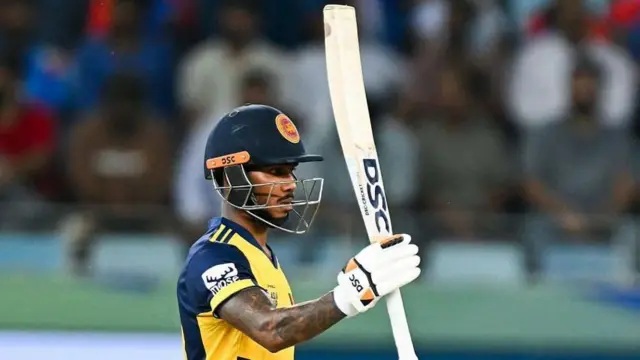 శ్రీలంక బ్యాటర్ 