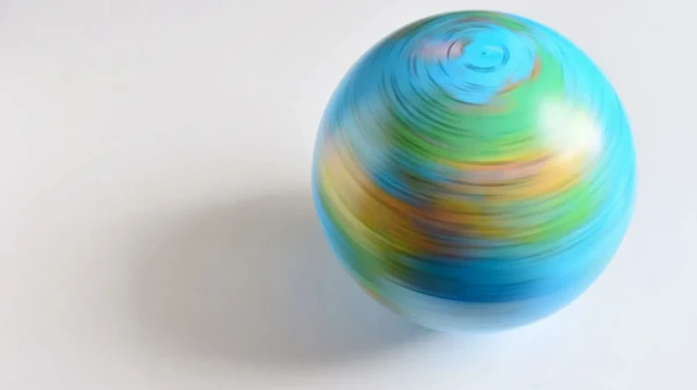 โลกจำลอง