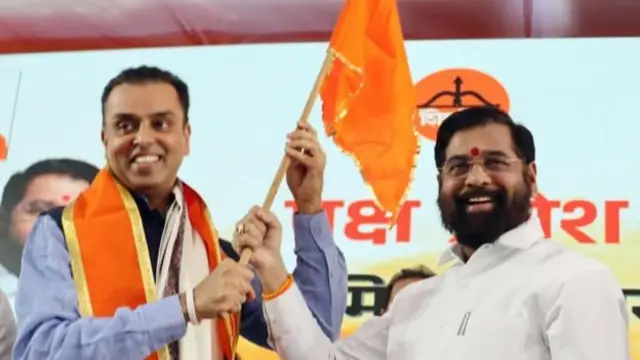 मिलिंद देवराः तरुण तुर्क आणि आता बंडखोर