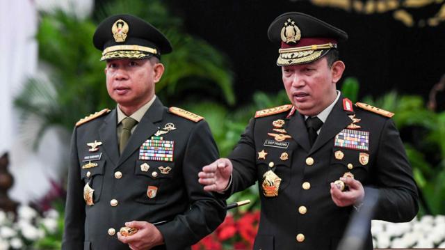 Papua: TNI kembali pakai sebutan OPM, Polri masih KKB - 'Pemerintah tak ...