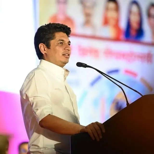 बहुचर्चित नाशिक पदवीधर मतदारसंघाची निवडणूक अखेरीस सत्यजित तांबेंनी जिंकली.