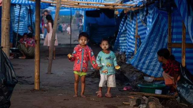 စစ်အာဏာသိမ်းပြီးသုံးနှစ်ကျော်ချိန်မှ အသက်ဝင်လာတဲ့ နယ်စပ်ဖြတ်ကျော်အကူအညီ 