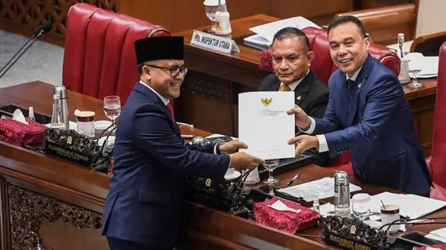 DPR resmi mengesahkan Revisi Undang-Undang (UU) Nomor 5 Tahun 2014 tentang Aparatur Sipil Negara (ASN) menjadi undang-undang.