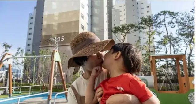 nne na nwa Saut Koria