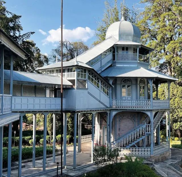 አንድነት ፓርክ ውስጥ የሚገኘው እንቁላል ቤት በጥሩ ይዞታ ላይ ከሚገኙ ቅርሶች መካከል አንደኛው ነው።