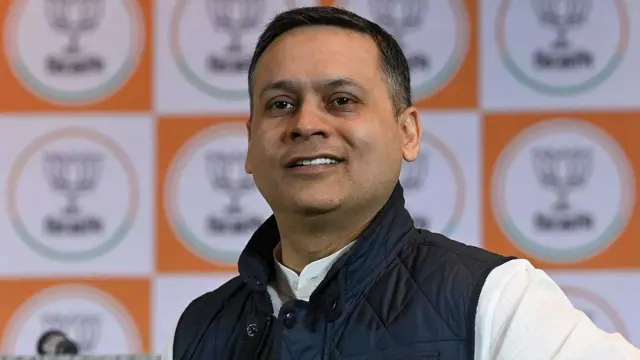 बीजेपी के आईटी सेल के प्रमुख अमित मालवीय पश्चिम बंगाल में पार्टी के चुनाव अभियान का भी नेतृत्व कर रहे हैं