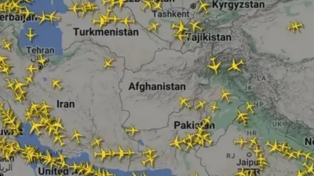 મધ્ય પૂર્વમાં ઉડી રહેલાં વિમાનોની તસવીર