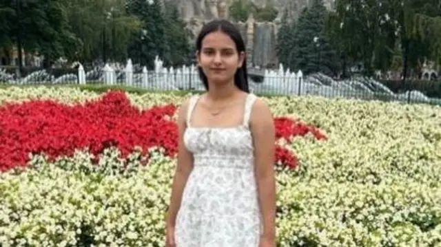 કૅનેડામાં ભારતીય વિદ્યાર્થિની હરસિમરત રંધાવાનું ગોળી લાગવાથી મૃત્યુ.