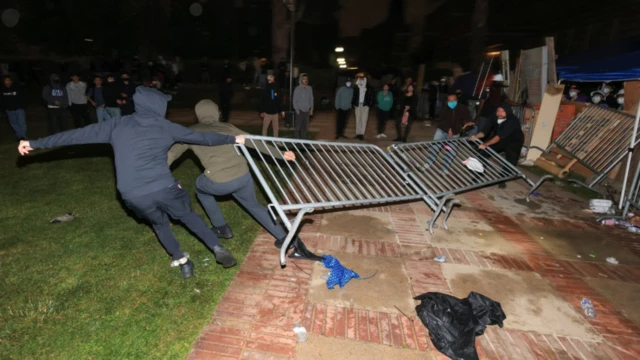 مواجهات في جامعة كاليفورنيا